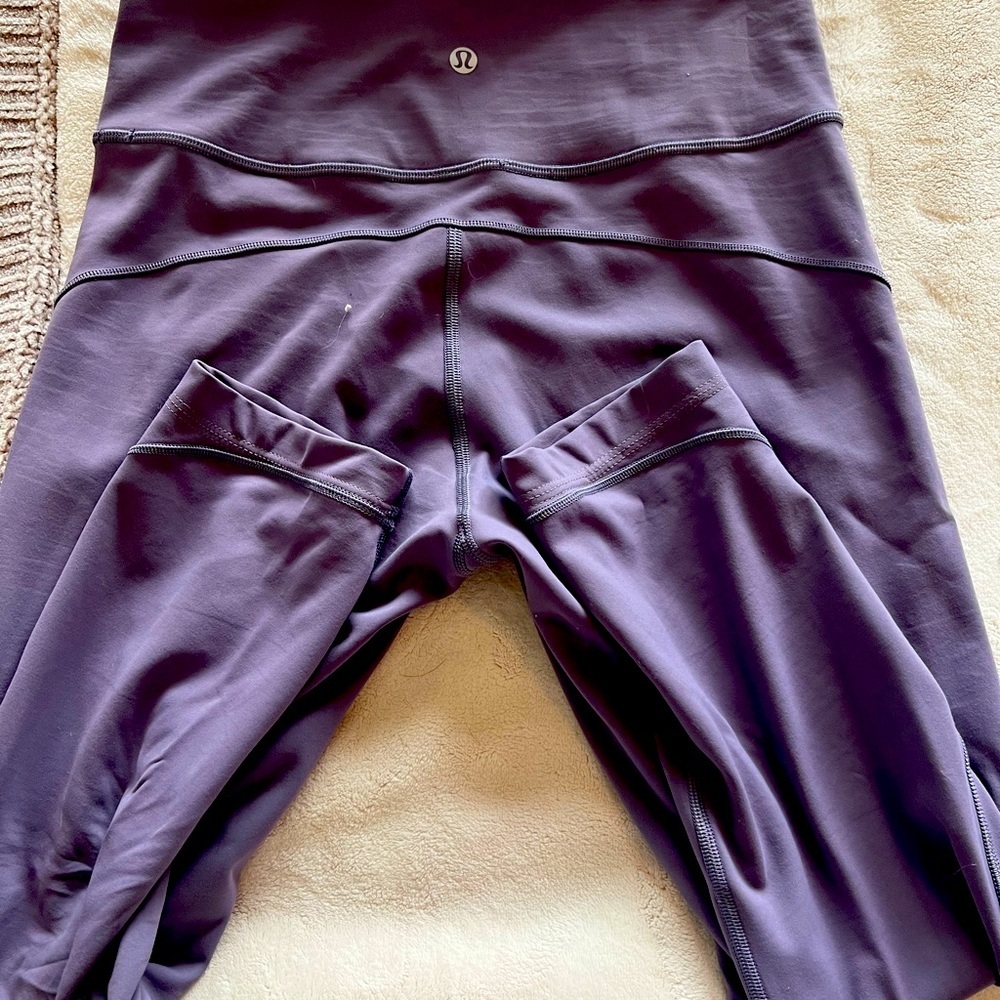 Size 10 lulu leggings